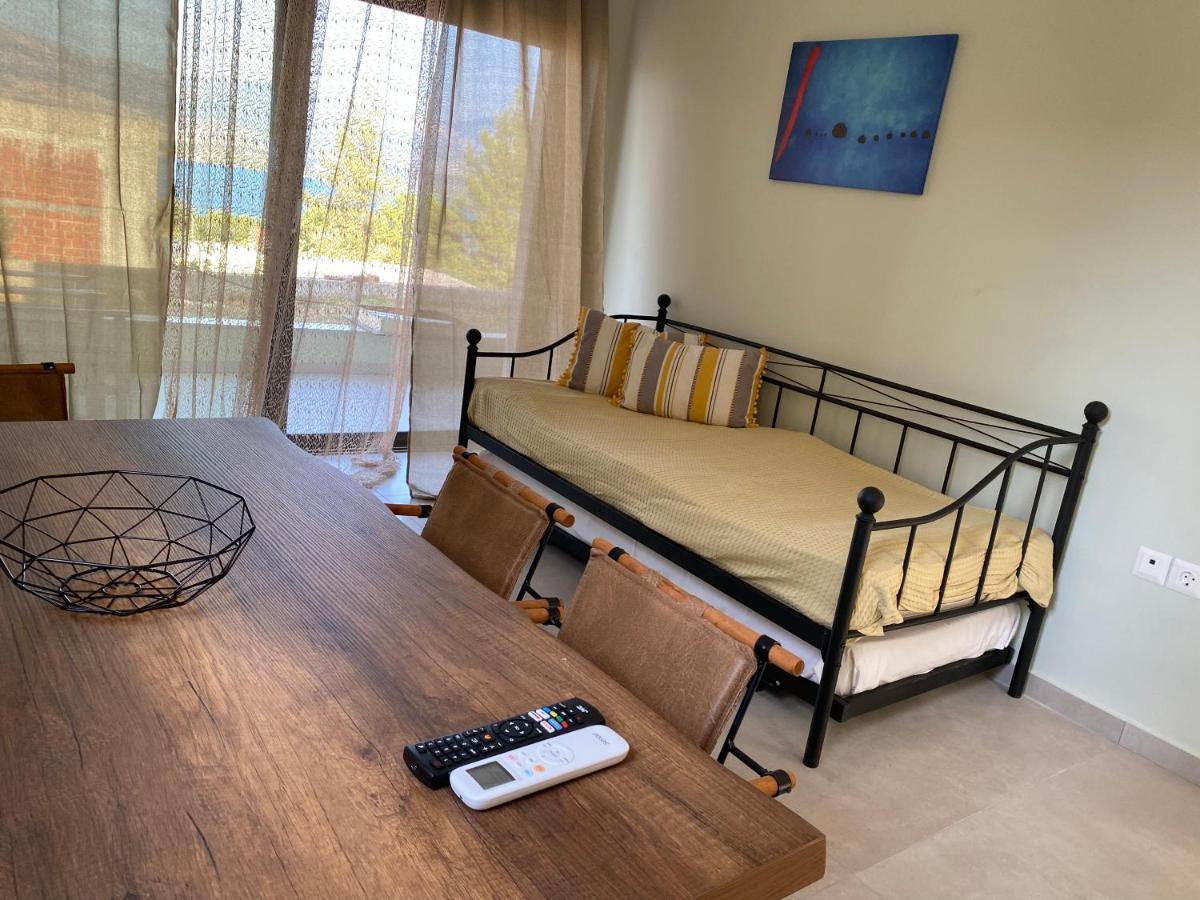 Mirovigli Family Rooms Lépedha Eksteriør bilde